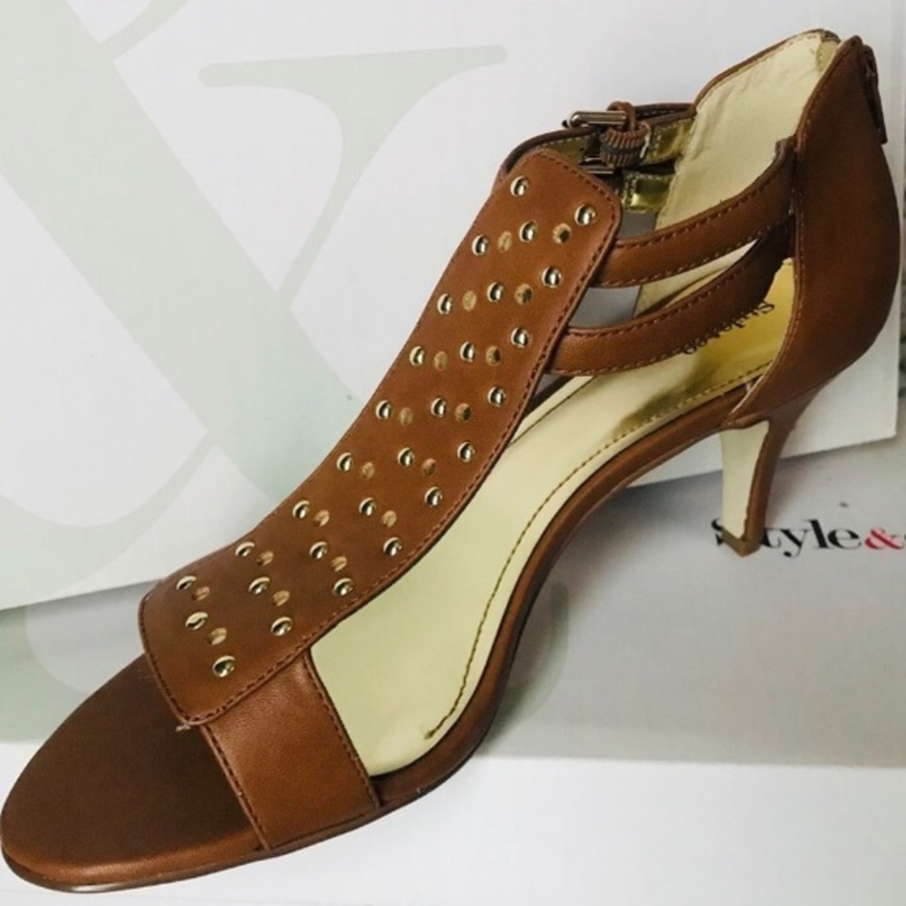 Style & Co Camel & Gold Peep Toe Sandals Size 9.5